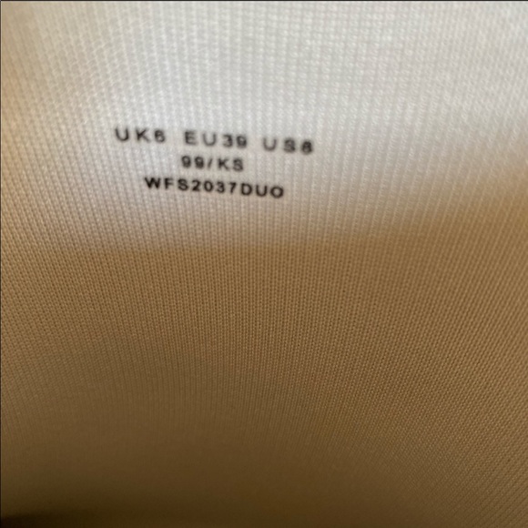 New w/box Hunter low heel boots women’s size 8 - Picture 6 of 8